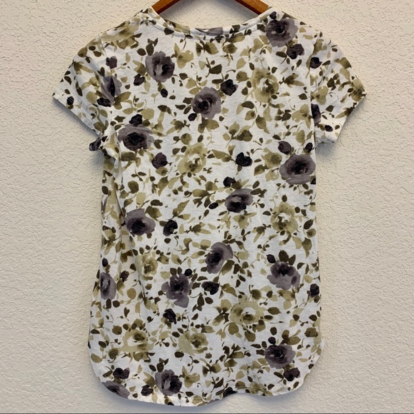 Floral Tee - Picture 3 of 4